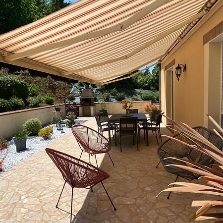 Les 3 Chambres De Christelle & Gilbert Margon  Exterior photo